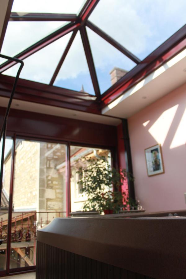 Chambres Et Table D'Hotes, Maisonnettes Individuelles Dans Propriete Privee Vezinnes Exterior photo
