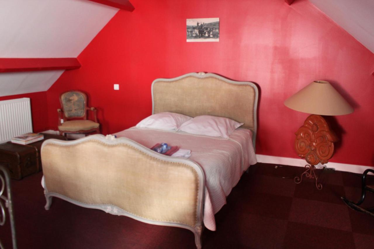 Chambres Et Table D'Hotes, Maisonnettes Individuelles Dans Propriete Privee Vezinnes Exterior photo